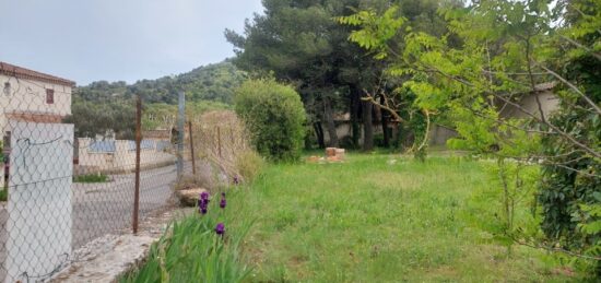 Terrain à bâtir à Alleins, Provence-Alpes-Côte d'Azur