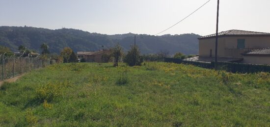 Terrain à bâtir à Carros, Provence-Alpes-Côte d'Azur
