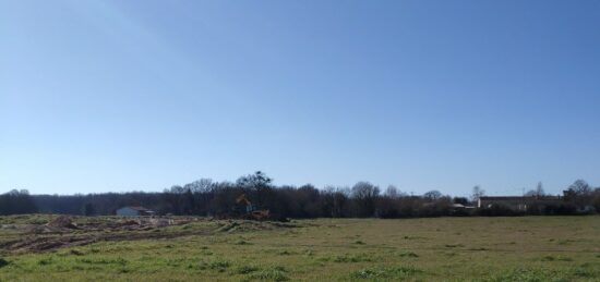 Terrain à bâtir à Le Gua, Nouvelle-Aquitaine