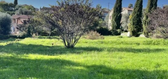 Terrain à bâtir à Grasse, Provence-Alpes-Côte d'Azur