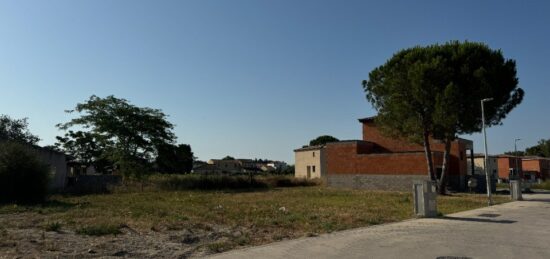 Terrain à bâtir à Aigues-Mortes, Occitanie