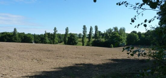 Terrain à bâtir à Targon, Nouvelle-Aquitaine
