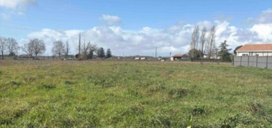 Terrain à bâtir à Lamothe-Montravel, Nouvelle-Aquitaine