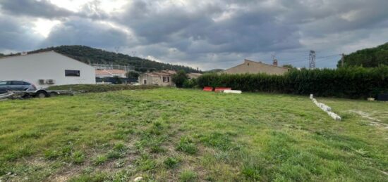 Terrain à bâtir à Oraison, Provence-Alpes-Côte d'Azur