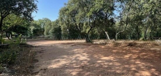 Terrain à bâtir à Saint-Maximin-la-Sainte-Baume, Provence-Alpes-Côte d'Azur