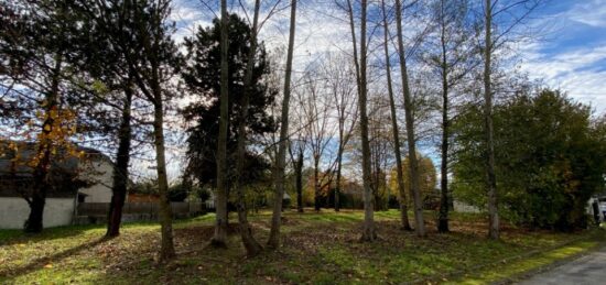 Terrain à bâtir à , Hautes-Pyrénées