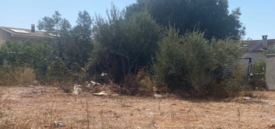 Terrain à bâtir à Pierrefeu-du-Var, Provence-Alpes-Côte d'Azur