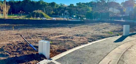 Terrain à bâtir à Carnoules, Provence-Alpes-Côte d'Azur
