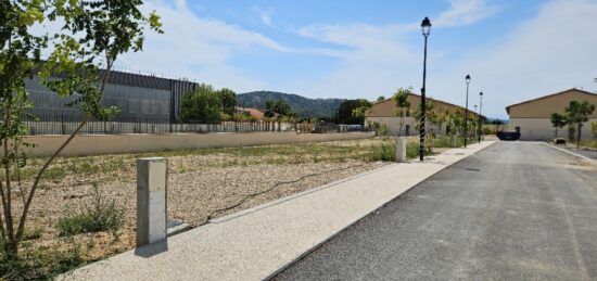 Terrain à bâtir à Peyrolles-en-Provence, Provence-Alpes-Côte d'Azur