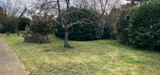 Terrain à bâtir à , Charente