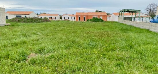 Terrain à bâtir à Corme-Écluse, Nouvelle-Aquitaine
