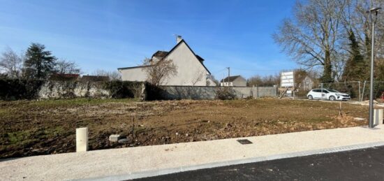 Terrain à bâtir à Les Chapelles-Bourbon, Île-de-France