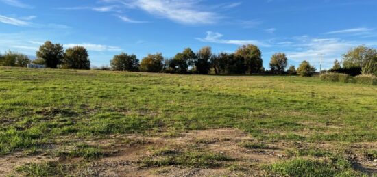 Terrain à bâtir à Ambonil, Auvergne-Rhône-Alpes