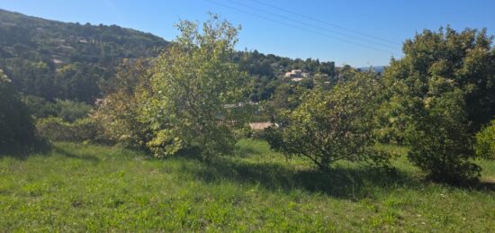 Terrain à bâtir à Apt, Provence-Alpes-Côte d'Azur