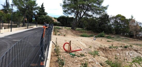 Terrain à bâtir à Lambesc, Provence-Alpes-Côte d'Azur