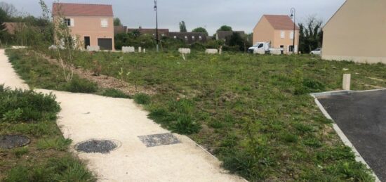 Terrain à bâtir à Lumigny-Nesles-Ormeaux, Île-de-France