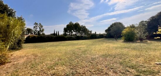 Terrain à bâtir à L'Isle-sur-la-Sorgue, Provence-Alpes-Côte d'Azur
