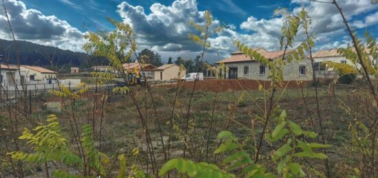 Terrain à bâtir à Joyeuse, Auvergne-Rhône-Alpes