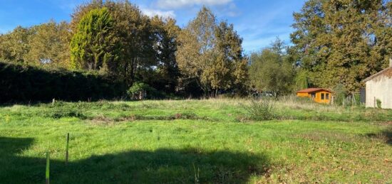 Terrain à bâtir à Brach, Nouvelle-Aquitaine