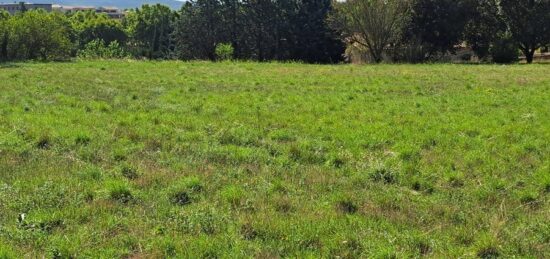 Terrain à bâtir à Pertuis, Provence-Alpes-Côte d'Azur