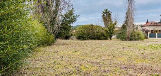 Terrain à bâtir à , Var