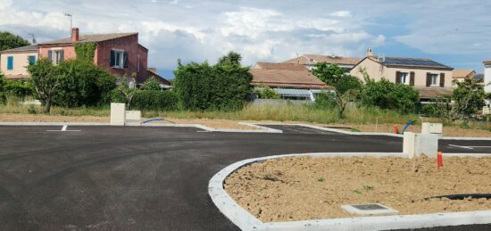 Terrain à bâtir à La Crau, Provence-Alpes-Côte d'Azur