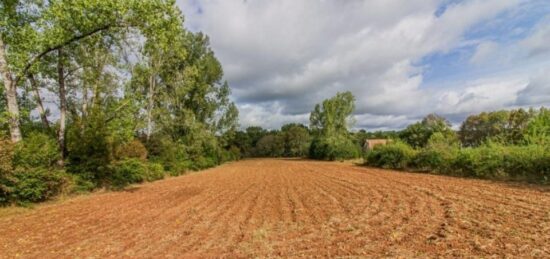 Terrain à bâtir à Excideuil, Nouvelle-Aquitaine