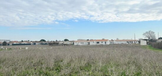 Terrain à bâtir à Surgères, Nouvelle-Aquitaine