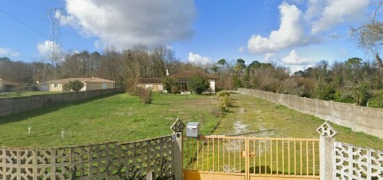 Terrain à bâtir à Saint-Sauveur, Nouvelle-Aquitaine