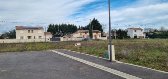 Terrain à bâtir à , Haute-Garonne