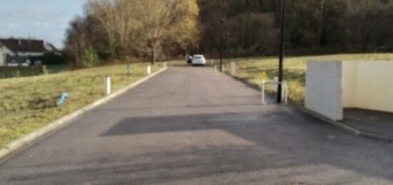 Terrain à bâtir à Crépy-en-Valois, Hauts-de-France