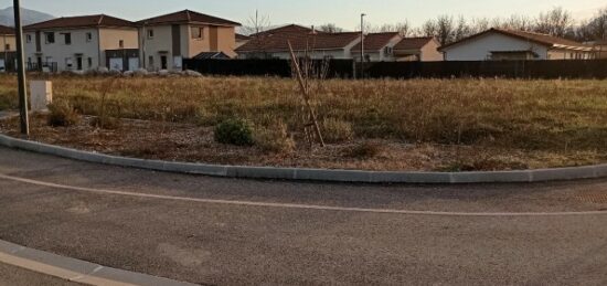 Terrain à bâtir à , Isère