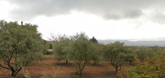 Terrain à bâtir à Pourrières, Provence-Alpes-Côte d'Azur