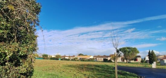 Terrain à bâtir à Pisany, Nouvelle-Aquitaine