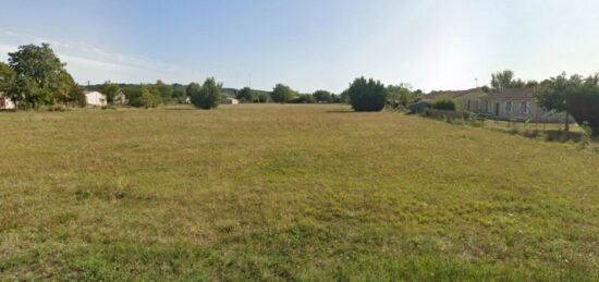 Terrain à bâtir à , Dordogne