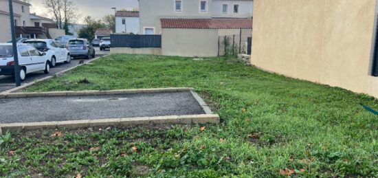 Terrain à bâtir à Mallemort, Provence-Alpes-Côte d'Azur