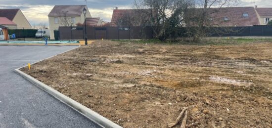 Terrain à bâtir à Chambry, Île-de-France