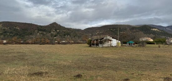 Terrain à bâtir à , Alpes-de-Haute-Provence