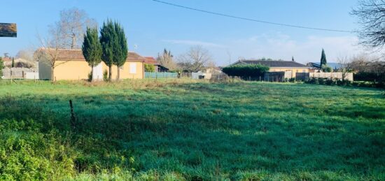 Terrain à bâtir à Saint-Christoly-de-Blaye, Nouvelle-Aquitaine