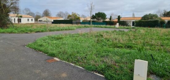 Terrain à bâtir à Pisany, Nouvelle-Aquitaine