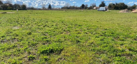 Terrain à bâtir à Le Thou, Nouvelle-Aquitaine