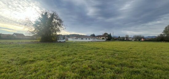 Terrain à bâtir à , Hautes-Pyrénées