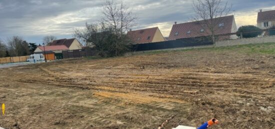 Terrain à bâtir à Grisy-Suisnes, Île-de-France