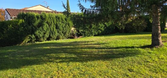 Terrain à bâtir à , Dordogne