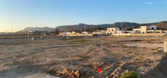 Terrain à bâtir à Bagnols-sur-Cèze, Occitanie