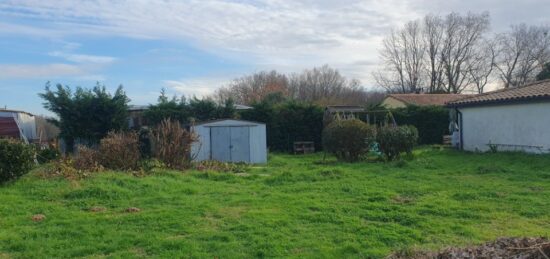 Terrain à bâtir à La Lande-de-Fronsac, Nouvelle-Aquitaine