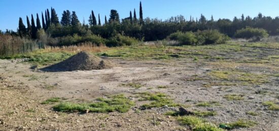 Terrain à bâtir à Orange, Provence-Alpes-Côte d'Azur