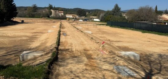 Terrain à bâtir à Pertuis, Provence-Alpes-Côte d'Azur