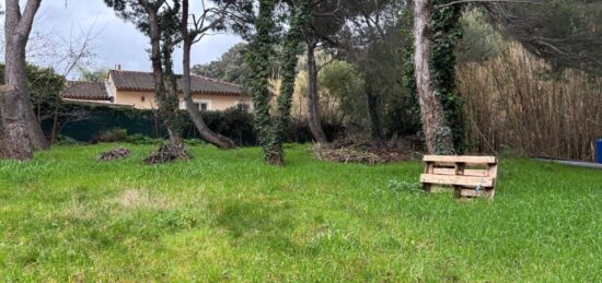 Terrain à bâtir à , Var