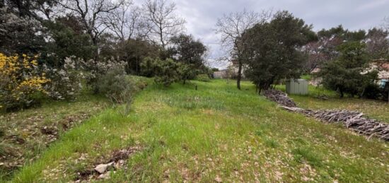 Terrain à bâtir à Carnoules, Provence-Alpes-Côte d'Azur